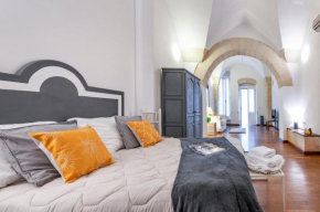 Гостиница Yellow Loft - Old Town Apartment SIT  Лечче